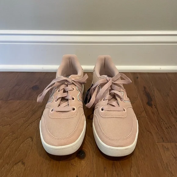 New Balance Pink Sneakers - Picture 2 of 7